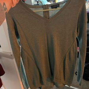 XS Limited pullover sweater